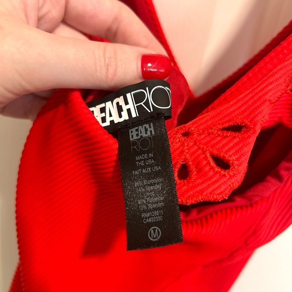 Beach riot ribbed ruffle low back swimsuit ✨❤️ EUC - Picture 2 of 4